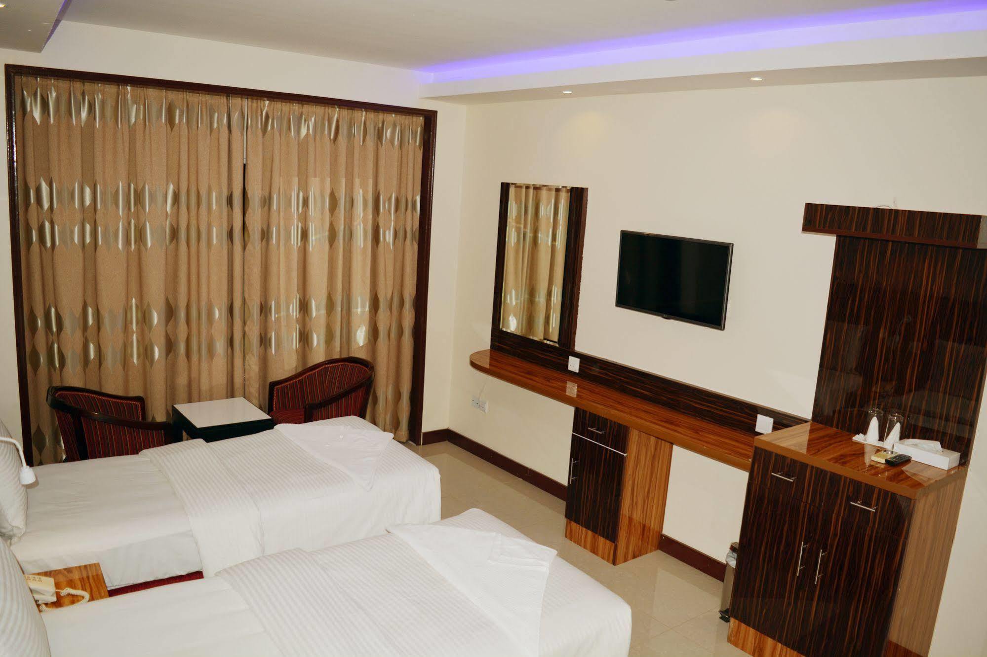 Zagy Hotel Dubaï Extérieur photo
